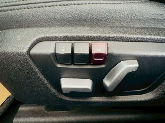 配備~I-KEY/單記憶椅/雙電動椅/倒車顯影/定速系統/電動後視鏡/LED頭燈 (北安店)  第13張相片