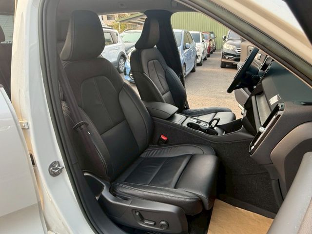 PLUS T2 原版件 原廠保養 雙電動椅/ACC/環景/盲點/無線充電座/車道維持/電尾門 (海佃店)  第5張相片