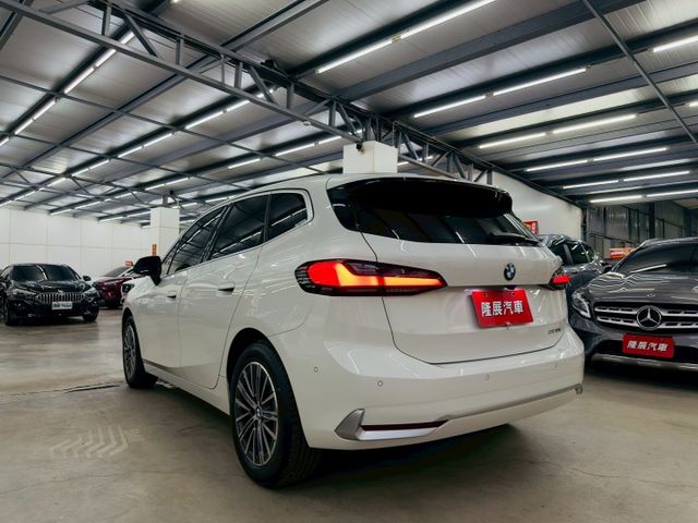 原版件 原廠保養 雙電動椅/ACC/盲點/HUD/Apple CarPlay/環景/AR擴增實境/電尾門 (北安店)  第20張相片