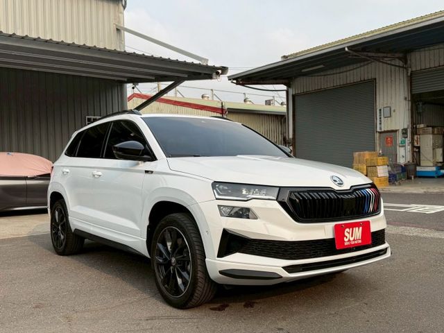 新玉山版 原版件 原廠保固 配備~雙記憶椅/換檔撥片/ACC/環景/車道維持/電尾門 (海佃店)  第2張相片