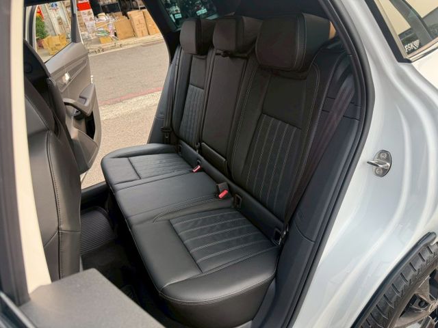 新玉山版 原版件 原廠保固 配備~雙記憶椅/換檔撥片/ACC/環景/車道維持/電尾門 (海佃店)  第4張相片