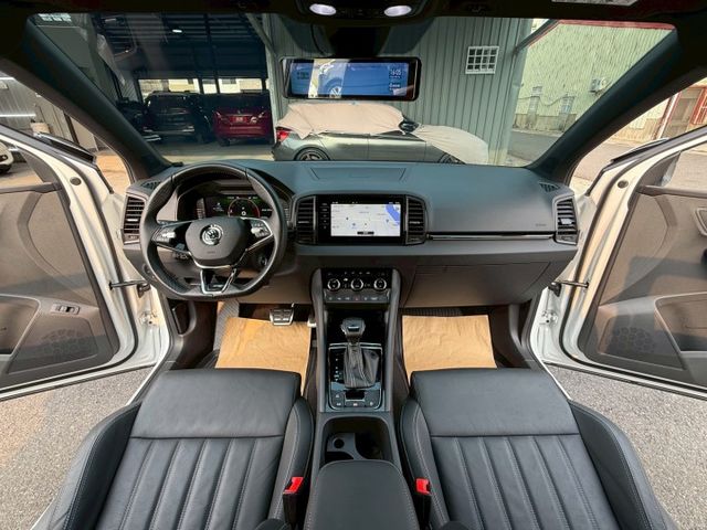 新玉山版 原版件 原廠保固 配備~雙記憶椅/換檔撥片/ACC/環景/車道維持/電尾門 (海佃店)  第7張相片