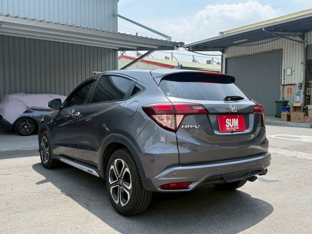 S版 配備~I-KEY/定速系統/倒車顯影/導航/AUTO HOLD/換檔撥片/LED頭燈 (海佃店)  第20張相片