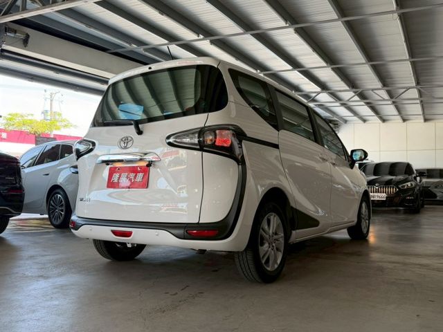 原版件 原廠保養 配備~I-KEY/定速/單電動滑門/倒車顯影/導航/Apple CarPlay/車道偏移 (北安店)  第18張相片