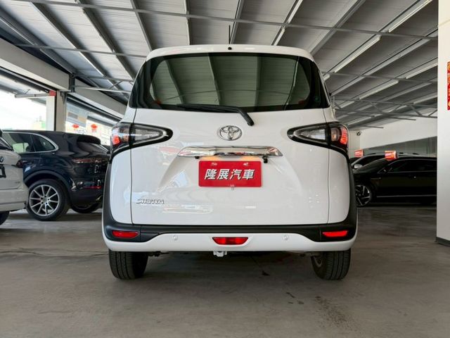 原版件 原廠保養 配備~I-KEY/定速/單電動滑門/倒車顯影/導航/Apple CarPlay/車道偏移 (北安店)  第19張相片