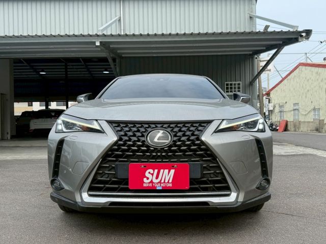 菁英Plus 原廠保養 配備~雙電動椅/倒車顯影/ACC/盲點/Apple CarPlay/車道偏移 (海佃店)  第2張相片