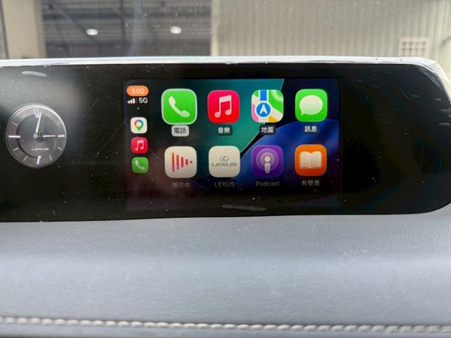 菁英Plus 原廠保養 配備~雙電動椅/倒車顯影/ACC/盲點/Apple CarPlay/車道偏移 (海佃店)  第12張相片