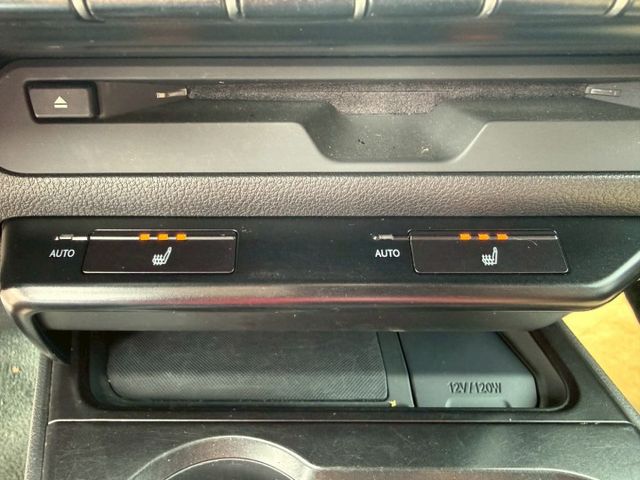 菁英Plus 原廠保養 配備~雙電動椅/倒車顯影/ACC/盲點/Apple CarPlay/車道偏移 (海佃店)  第13張相片