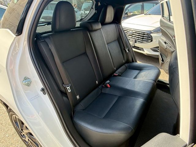 原版件 原廠保養 配備~定速/電動後視鏡/2安全氣囊/循跡防滑/胎壓偵測 (海佃店)  第7張相片