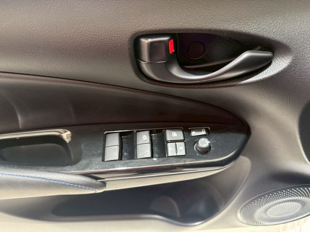 原版件 原廠保養 配備~定速/電動後視鏡/2安全氣囊/循跡防滑/胎壓偵測 (海佃店)  第14張相片