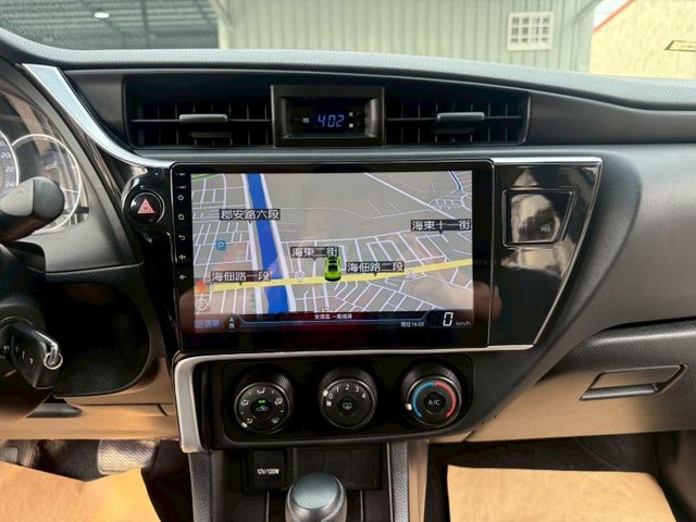 雅致型 原版件 配備~倒車顯影/導航/胎壓偵測/2安全氣囊/恆溫空調/方向盤音響控制 (海佃店)  第10張相片
