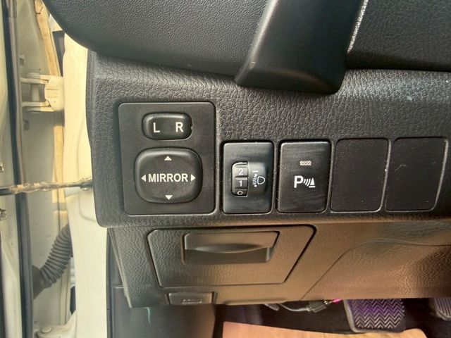 雅致型 原版件 配備~倒車顯影/導航/胎壓偵測/2安全氣囊/恆溫空調/方向盤音響控制 (海佃店)  第14張相片