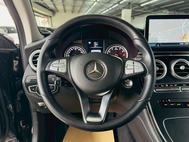 4MATIC COUPE 配備~天窗/I-KEY/摸門/雙記憶椅/雙加熱椅/盲點/倒車顯影/導航/電尾門 (海佃店)  第9張相片