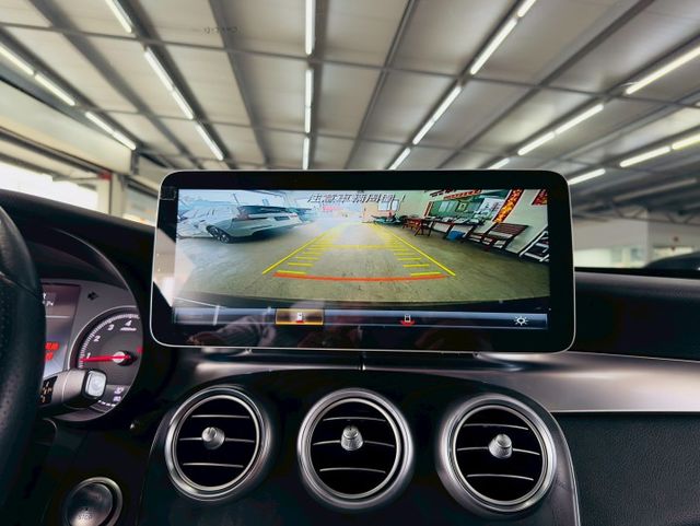 4MATIC COUPE 配備~天窗/I-KEY/摸門/雙記憶椅/雙加熱椅/盲點/倒車顯影/導航/電尾門 (海佃店)  第10張相片