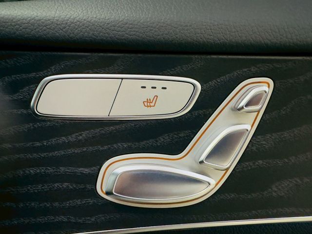 4MATIC COUPE 配備~天窗/I-KEY/摸門/雙記憶椅/雙加熱椅/盲點/倒車顯影/導航/電尾門 (海佃店)  第15張相片