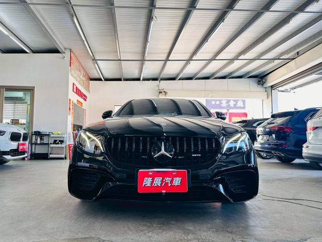 17年式~原版件 配備~天窗/I-KEY/摸門/雙記憶椅/盲點/Apple CarPlay/車道維持 (北安店)  第2張相片