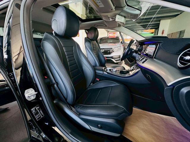 17年式~原版件 配備~天窗/I-KEY/摸門/雙記憶椅/盲點/Apple CarPlay/車道維持 (北安店)  第6張相片