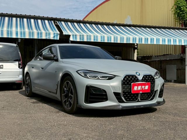 M Sport 原版件 配備~單記憶椅/ACC/盲點/無線充電座/HUD/換檔撥片/環景/電尾門 (北安店)  第2張相片