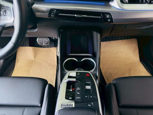 M Sport 原版件 配備~雙電動椅/ACC/車道維持/環景/盲點/HUD/無線充電座/電尾門 (北安店)  第12張相片