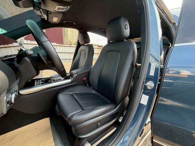 豪華版 原版件 I-KEY/ACC/雙記憶椅/車道偏移/換檔撥片/Apple CarPlay/盲點/電尾門 (北安店)  第3張相片