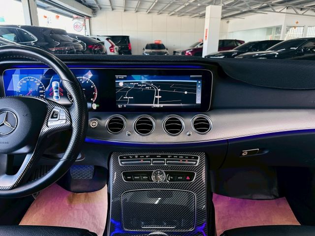 17年式~原版件 配備~天窗/I-KEY/摸門/雙記憶椅/盲點/Apple CarPlay/車道維持 (北安店)  第10張相片