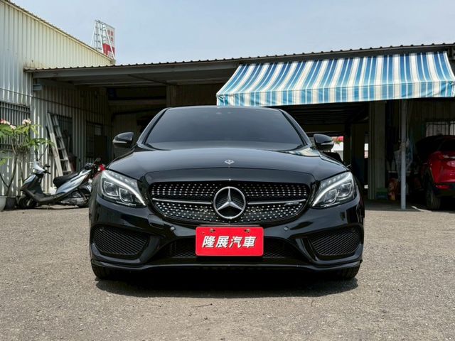 15年式~AMG 原版件 配備~天窗/I-KEY/雙記憶椅/換檔撥片/倒車顯影/導航/電動後視鏡 (北安店)  第2張相片