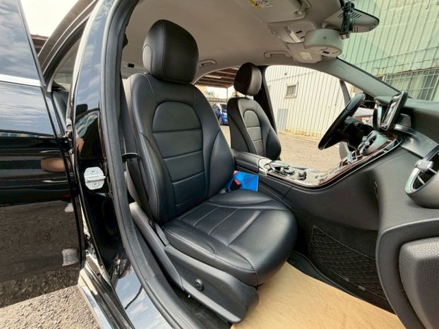 4MATIC 原版件 I-KEY/雙電動椅/單記憶椅/定速/換檔撥片/柏林之音/盲點/倒車顯影/LED頭燈 (北安店)  第6張相片
