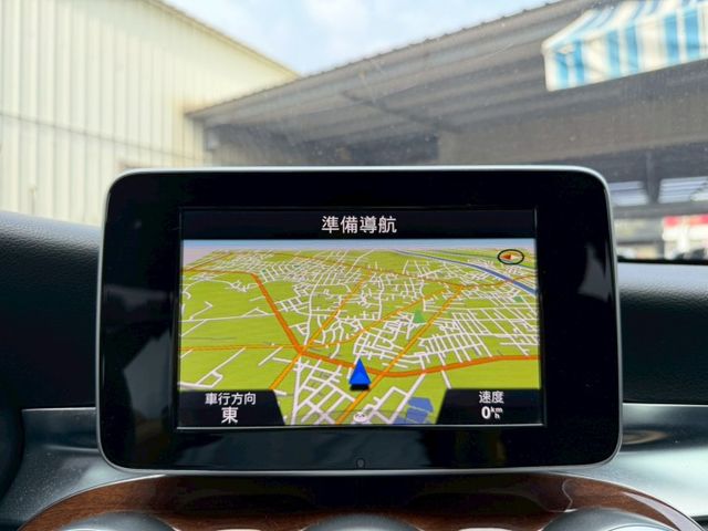 4MATIC 原版件 I-KEY/雙電動椅/單記憶椅/定速/換檔撥片/柏林之音/盲點/倒車顯影/LED頭燈 (北安店)  第11張相片