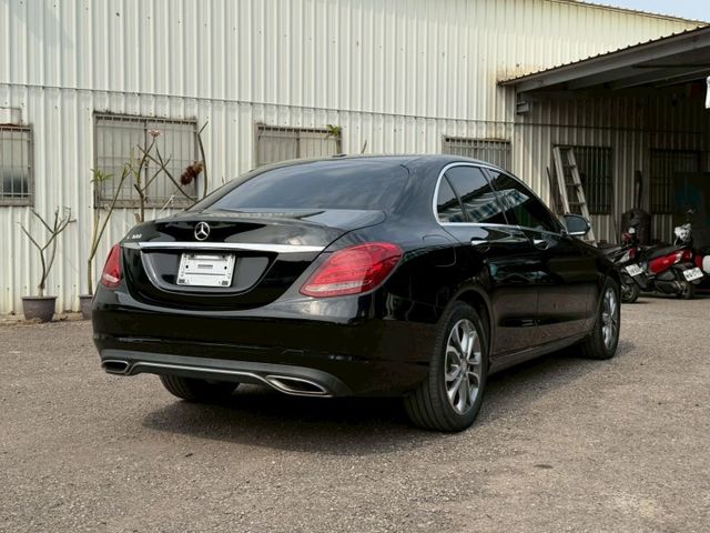 4MATIC 原版件 I-KEY/雙電動椅/單記憶椅/定速/換檔撥片/柏林之音/盲點/倒車顯影/LED頭燈 (北安店)  第19張相片
