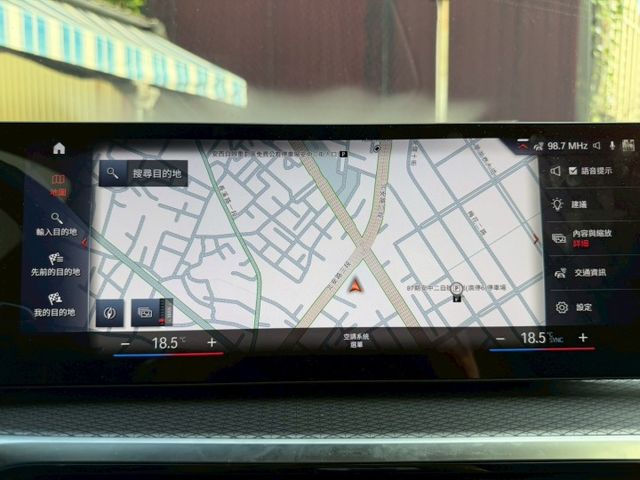 M Sport 原版件 配備~單記憶椅/ACC/盲點/無線充電座/HUD/換檔撥片/環景/電尾門 (北安店)  第11張相片