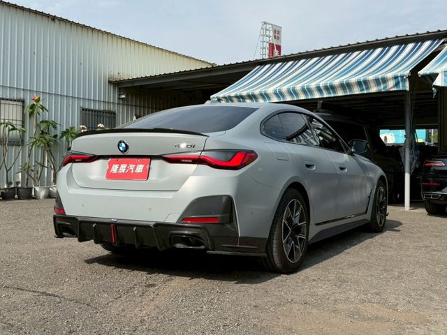 M Sport 原版件 配備~單記憶椅/ACC/盲點/無線充電座/HUD/換檔撥片/環景/電尾門 (北安店)  第19張相片