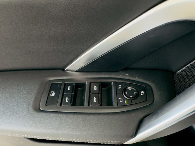 M Sport 原版件 配備~雙電動椅/ACC/車道維持/環景/盲點/HUD/無線充電座/電尾門 (北安店)  第15張相片