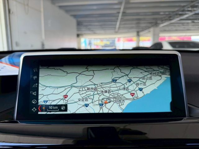 領航版 配備~I-KEY/盲點/抬頭顯示器/電尾門/雙電動座椅/CARPLAY/倒車顯影/摸門/LED頭燈 (北安店)  第12張相片