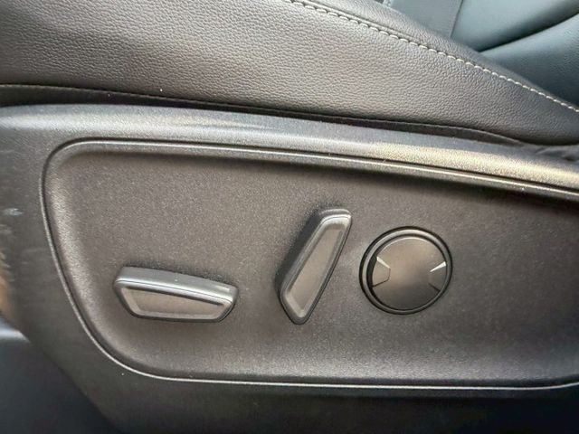 原版件 原廠保養 配備~單電動椅/ACC/Apple CarPlay/盲點/車道偏移/倒車顯影 (北安店)  第13張相片