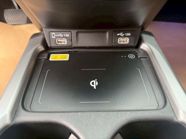 VTI-S 原鈑件 ACC/無線充電座/換檔撥片/Apple CarPlay/盲點/車道偏移/電尾門 (海佃店)  第14張相片