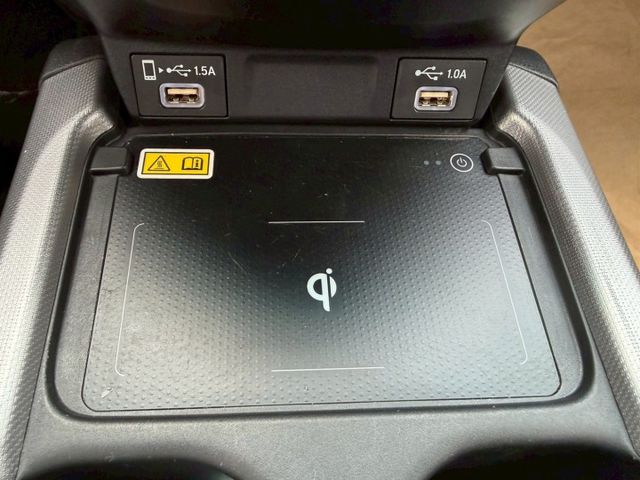 VTI-S 原廠保養 原版件 環景/車道偏移/無線充電座/盲點/換檔撥片/CarPlay/電尾門 (北安店)  第14張相片