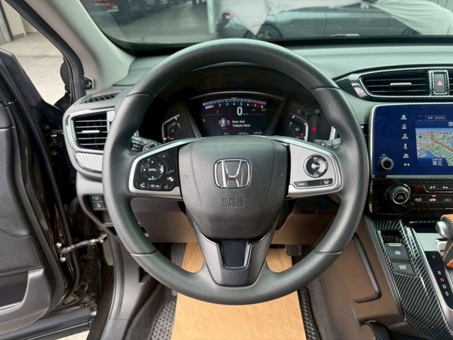 VTI-S 換檔撥片/I-KEY/ACC/Apple CarPlay/盲點/AUTO HOLD/倒車顯影 (海佃店)  第8張相片