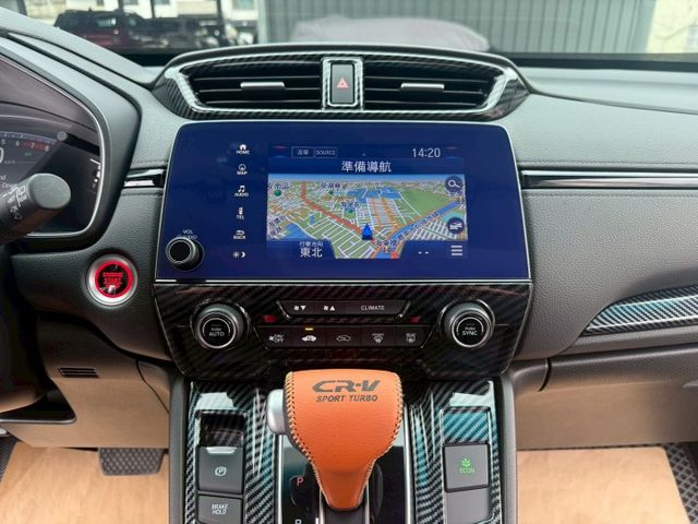 VTI-S 換檔撥片/I-KEY/ACC/Apple CarPlay/盲點/AUTO HOLD/倒車顯影 (海佃店)  第9張相片