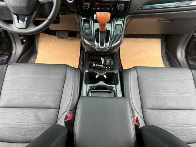 VTI-S 換檔撥片/I-KEY/ACC/Apple CarPlay/盲點/AUTO HOLD/倒車顯影 (海佃店)  第12張相片