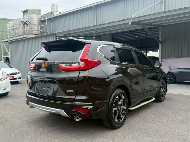 VTI-S 換檔撥片/I-KEY/ACC/Apple CarPlay/盲點/AUTO HOLD/倒車顯影 (海佃店)  第19張相片