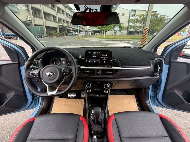 GT-Line 原版件 原廠保養 I-KEY/車道維持/Apple CarPlay/倒車顯影/電動後視鏡 (海佃店)  第8張相片