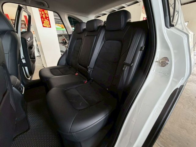 20S Touring 原廠保養 原版件 單電動椅/ACC/環景/HUD/HK音響/CarPlay/無線充電座(北安店)  第5張相片