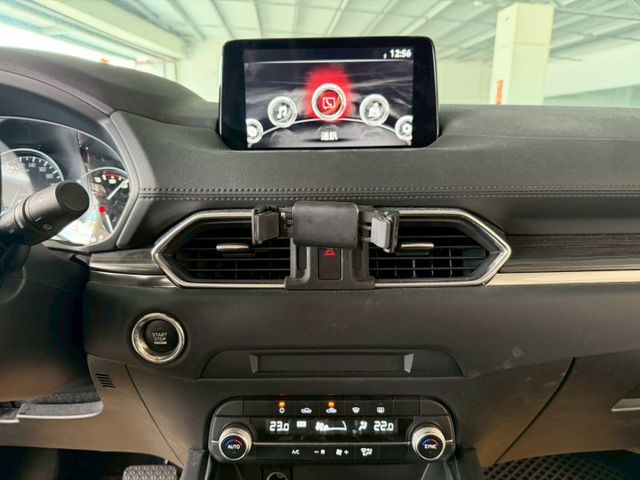 20S Touring 原廠保養 原版件 單電動椅/ACC/環景/HUD/HK音響/CarPlay/無線充電座(北安店)  第10張相片