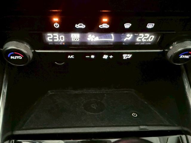 20S Touring 原廠保養 原版件 單電動椅/ACC/環景/HUD/HK音響/CarPlay/無線充電座(北安店)  第14張相片