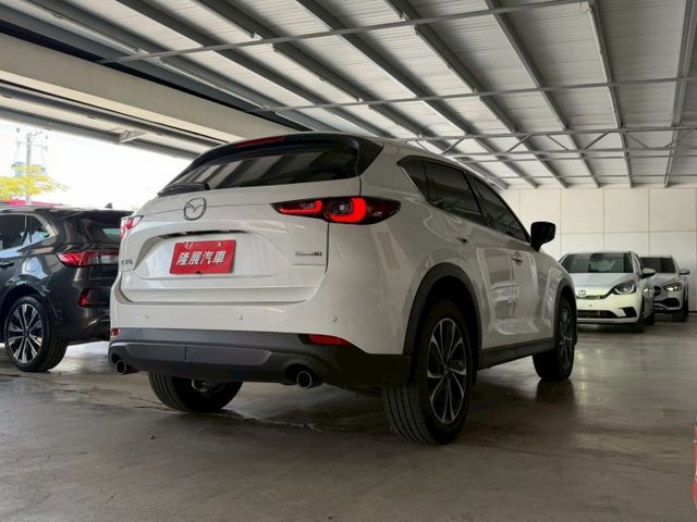 20S Touring 原廠保養 原版件 單電動椅/ACC/環景/HUD/HK音響/CarPlay/無線充電座(北安店)  第19張相片