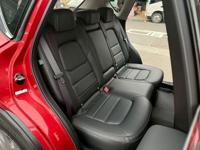 配備~單電動椅/ACC/HUD/BOSE音響/Apple CarPlay/盲點/環景/電尾門 (海佃店)  第7張相片