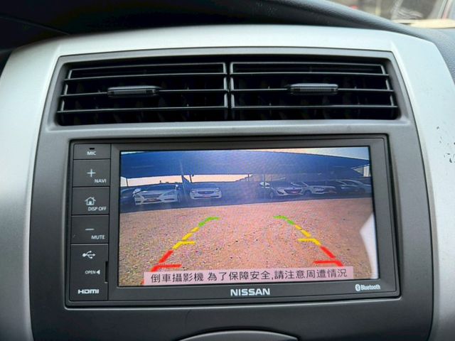原版件 原廠保養 配備~倒車顯影/導航/HUD/胎壓偵測/數位電視/高低可調大燈 (北安店)  第11張相片