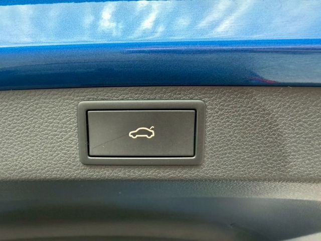 原版件 原廠保養 I-KEY/ACC/環景/Apple CarPlay/車道偏移/盲點/導航/電尾門 (北安店)  第16張相片