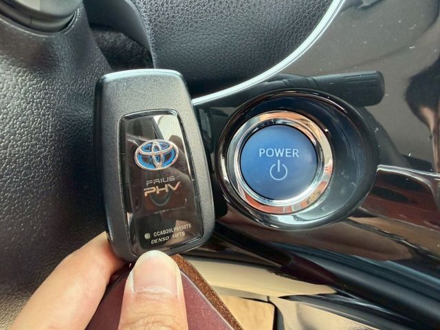 PHV旗艦版 原版件 原廠保養 ACC/無線充電座/CarPlay/自動停車輔助/盲點/車道偏移 (北安店)  第15張相片