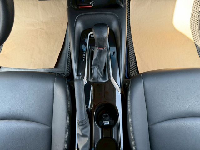 油電尊爵 原版件 原廠保固中 配備~I-KEY/ACC/車道偏移/盲點/倒車顯影/電動後視鏡 (北安店)  第12張相片